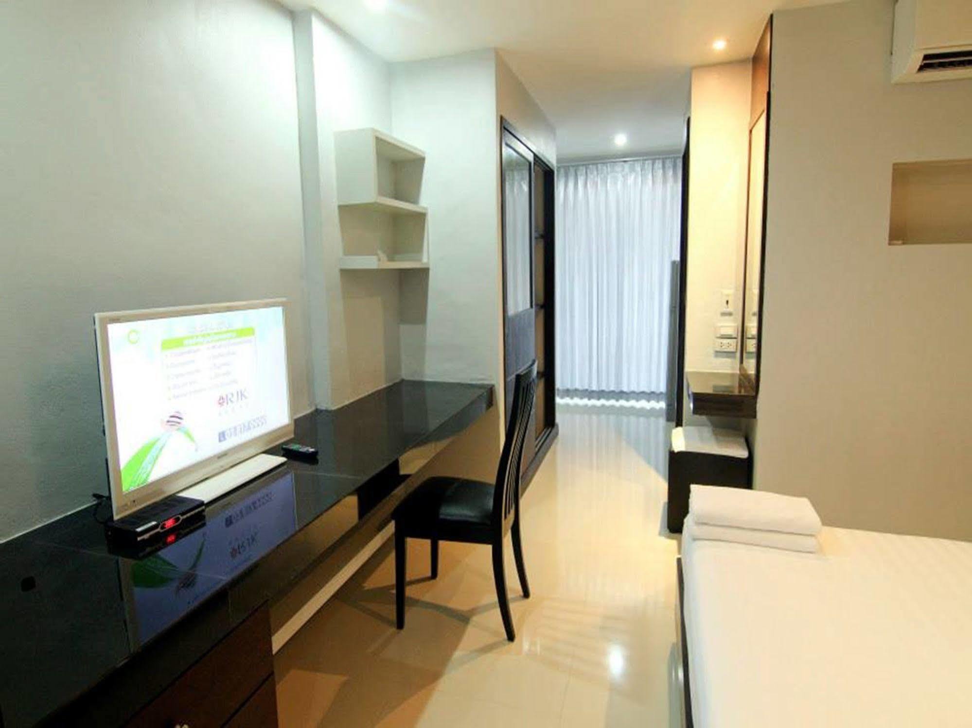 Smith Residence Surat Thani Exterior photo